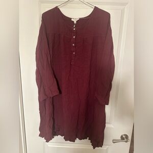 Umgee Flowy Boutique long sleeved Dress with pockets.